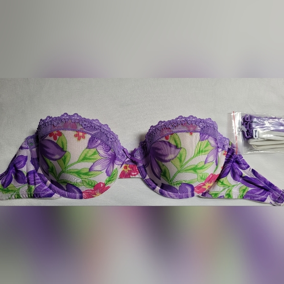 Victoria's Secret Balconette Bra 32C Lavender Floral Underwire - Picture 4 of 10